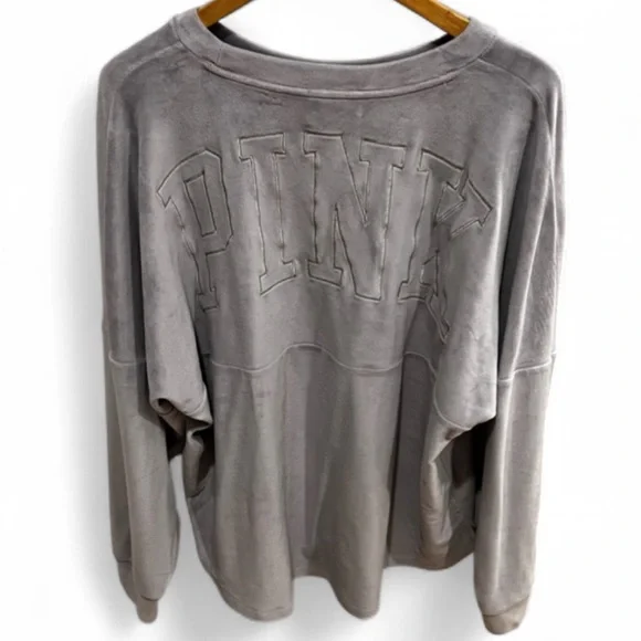 PINK Victoria's Secret Light Gray Sweatshirt - Picture 3 of 5